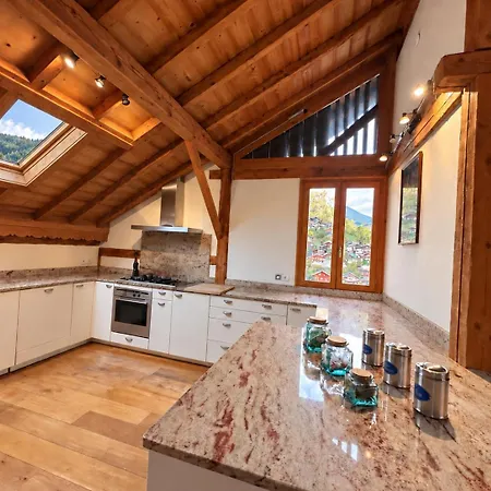 Alp Chalet *