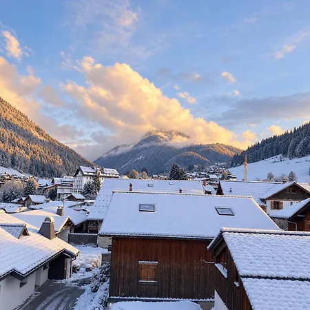 Alp Chalet